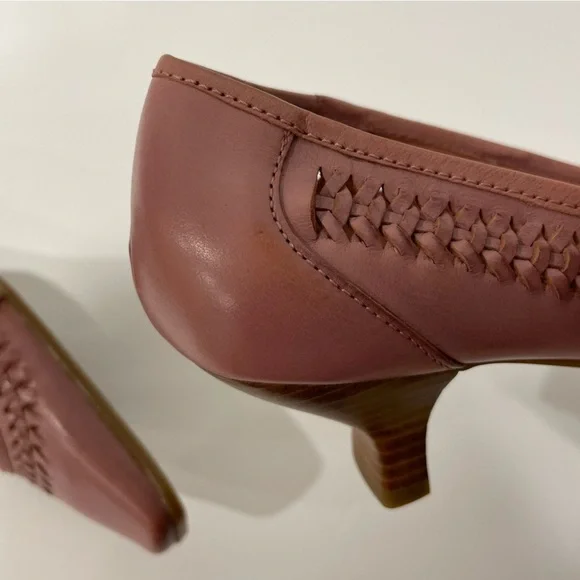 Nicole Bedeliapin Size 9 Rose Gold Woven Heels with Buckle Detail - Picture 13 of 14